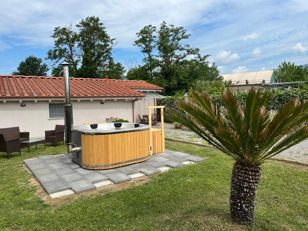 La Camelia Villa Massa e Cozzile Ngoại thất bức ảnh