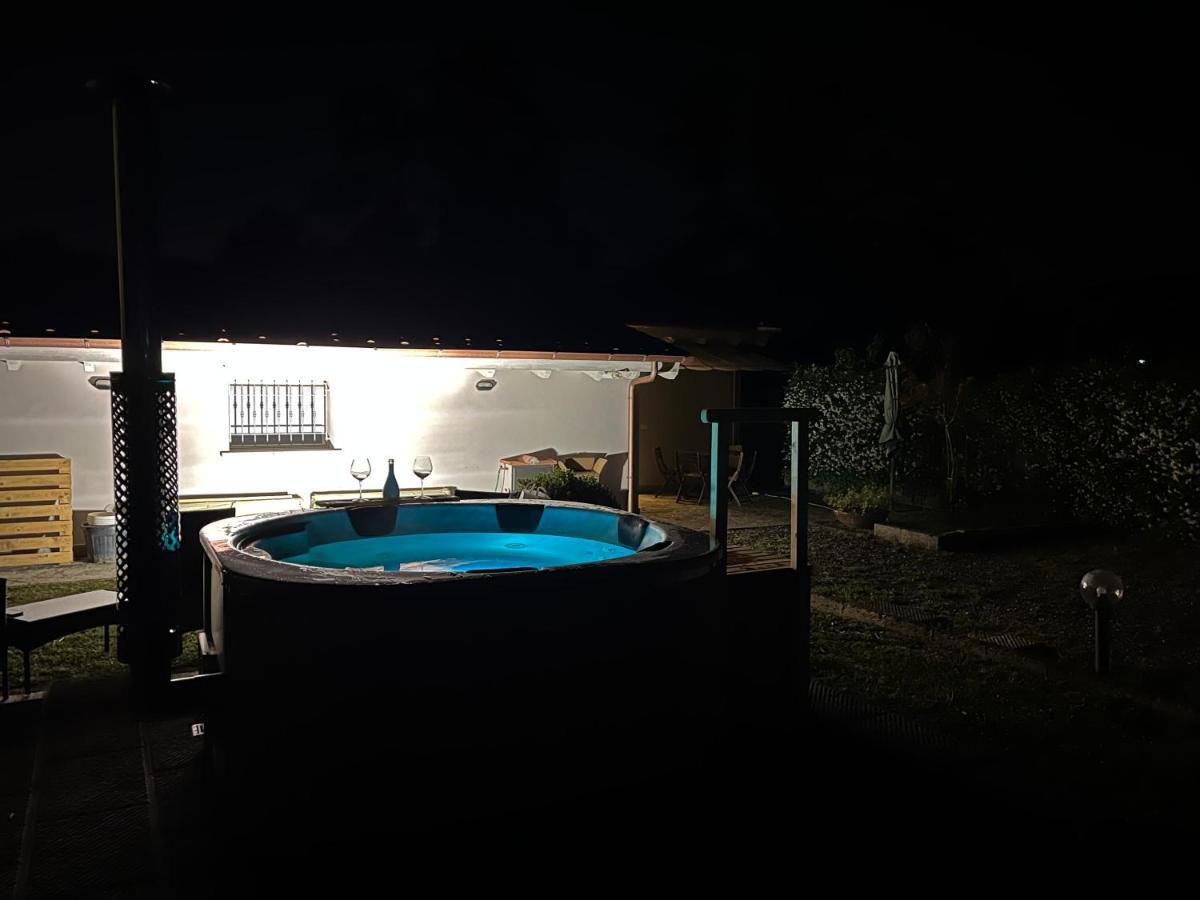 La Camelia Villa Massa e Cozzile Ngoại thất bức ảnh